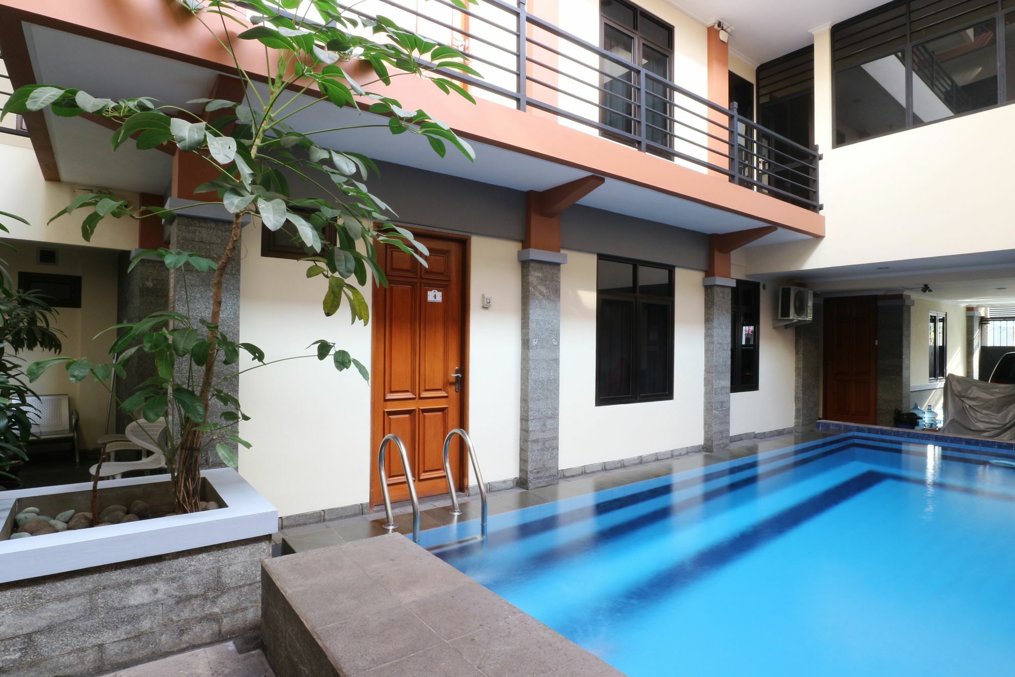 Wisma tamu Fontana Residencia 3*